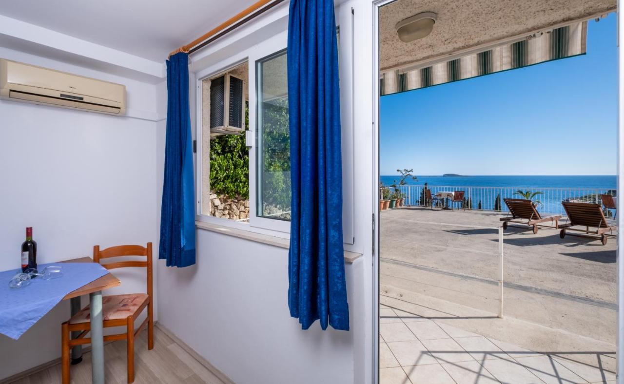 מליני Apartments Katica מראה חיצוני תמונה