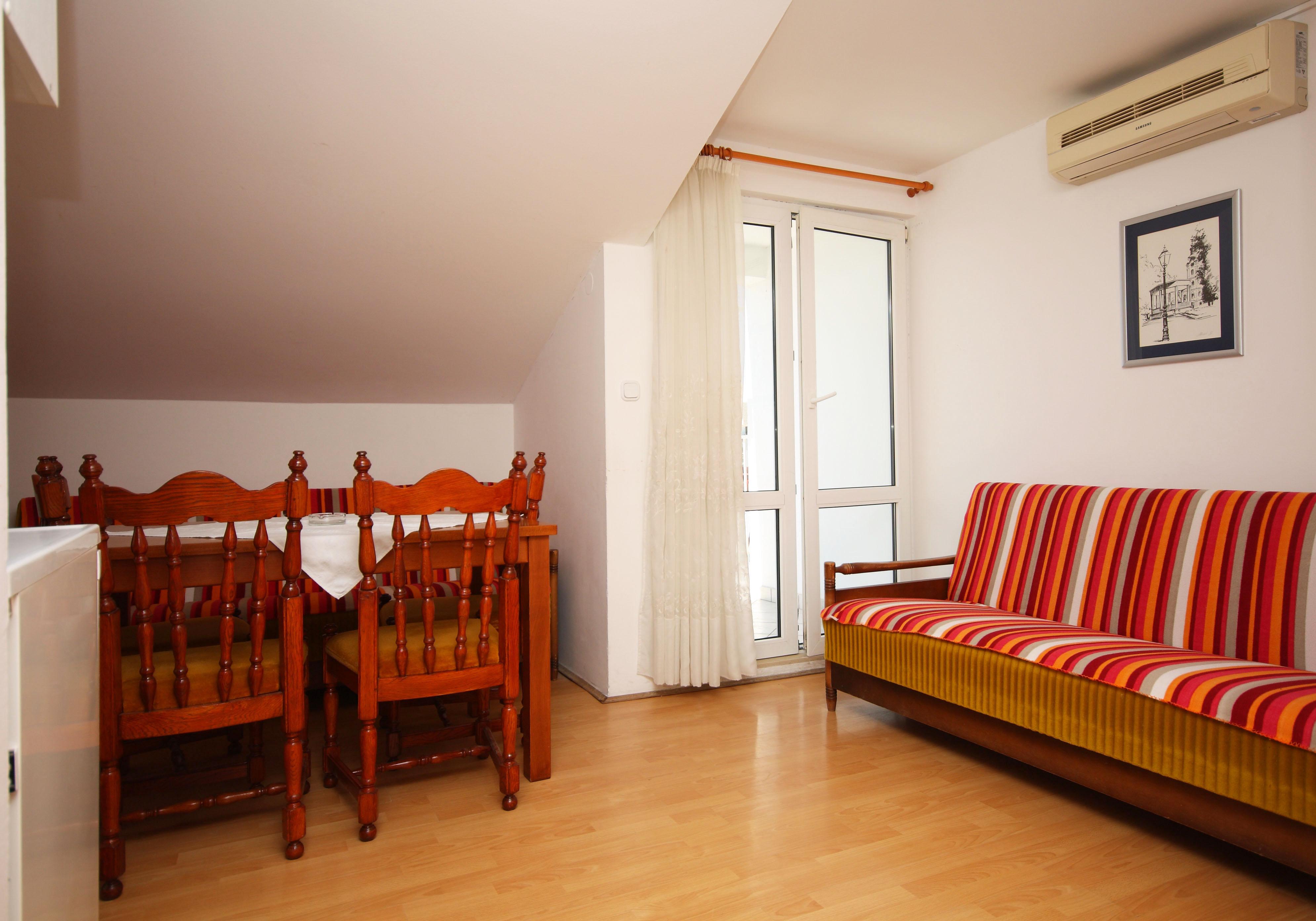 מליני Apartments Katica מראה חיצוני תמונה